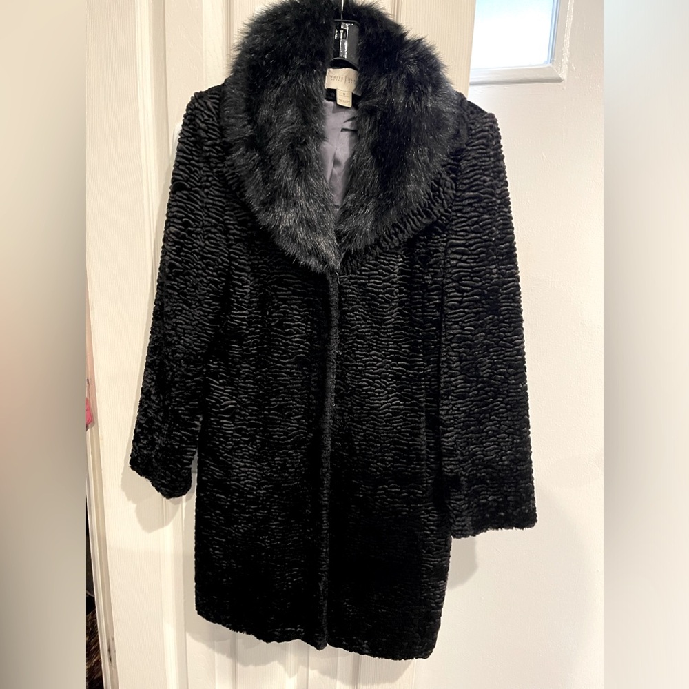 White House Black Market Faux Fur Boucle Coat w/ removable furtrim collar sz M